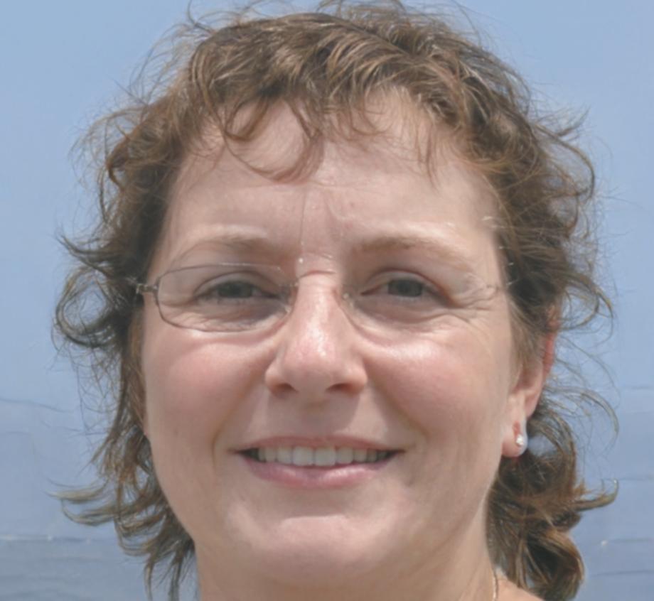 Marie Dubois, experte en finance d'entreprise